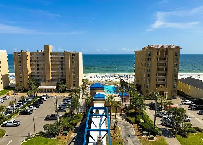 Walk To Beach: Getaway W/ Pool Access! Holiday home Gulf Shores